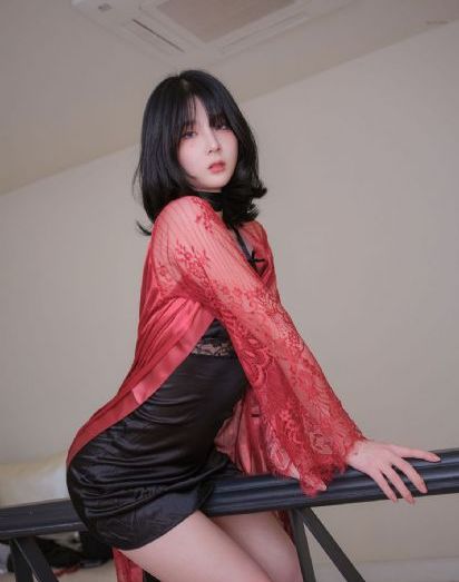 钢琴教师在线观看_超清高清在线