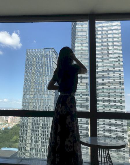 沦为性玩物的s大校花导演是谁_高清高清免费观看