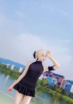 电影可疑的美容院_国语版全集